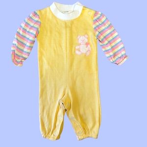 VINTAGE YELLOW TEDDY BEAR BABY FOOTIE ROMPER SIZE 9 MONTHS